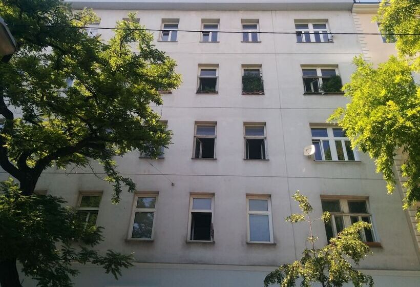 Apartments Maximillian