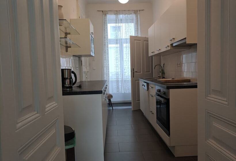 Apartments Maximillian