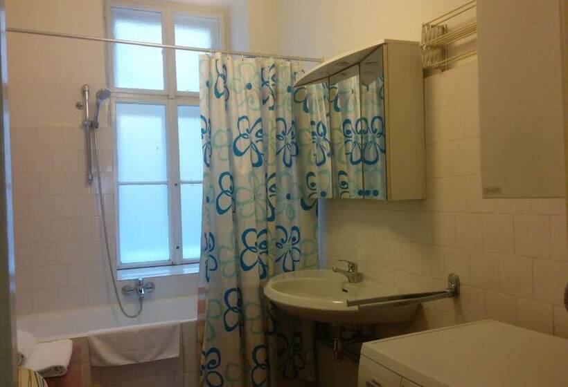 Apartments Maximillian