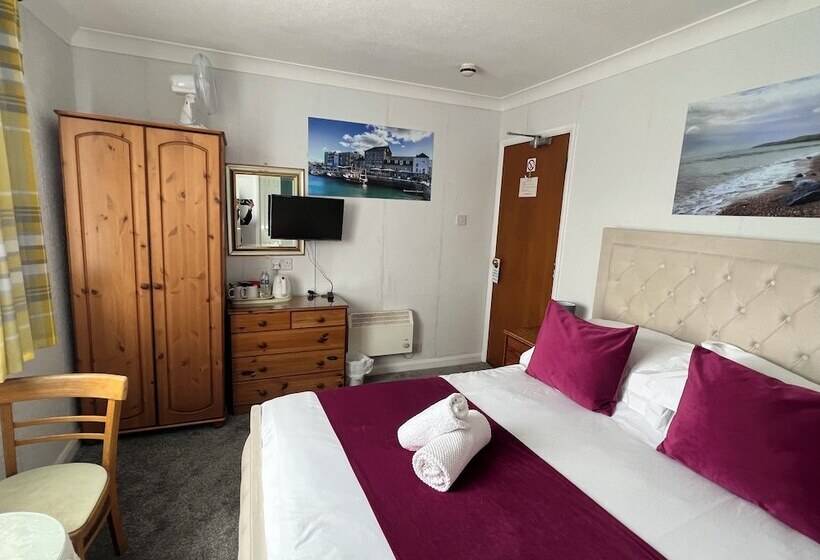 تختخواب و صبحانه Berry