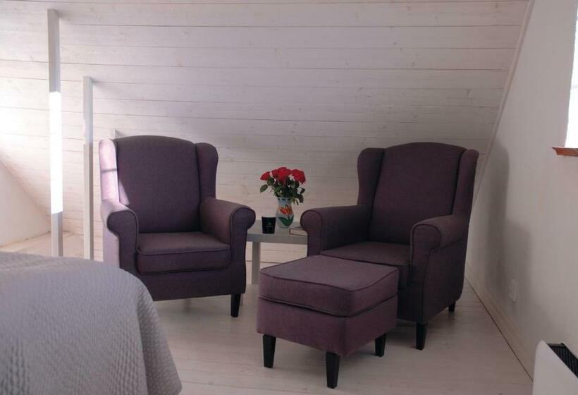 Aamiaismajoitus (B&B) Vallebergaslätt