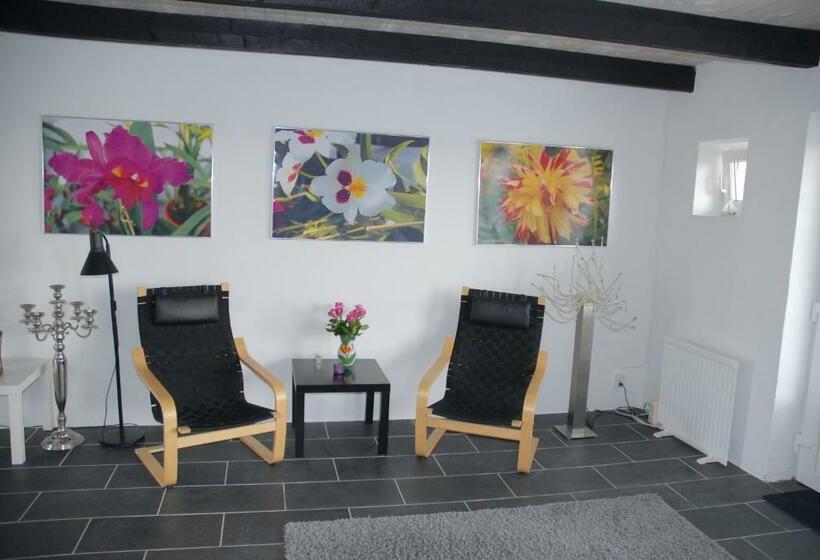 Aamiaismajoitus (B&B) Vallebergaslätt