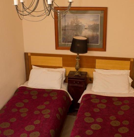 Bed and Breakfast Retreats At Wayside