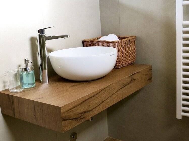 فندق Agriturismo Forest B&b
