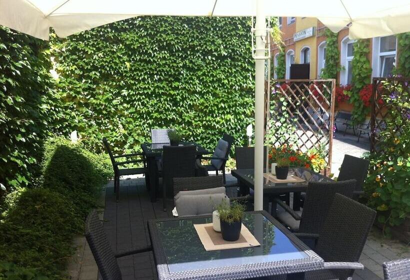 Отель An Der Porzellan Manufaktur Pension