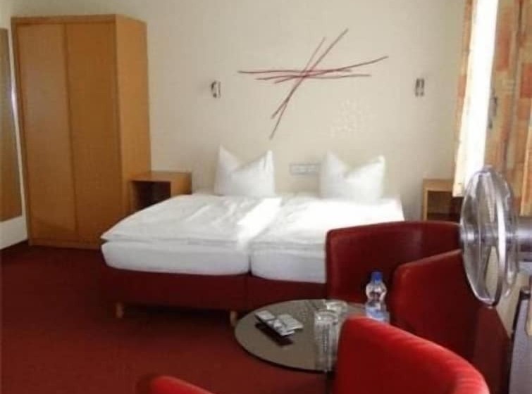 Отель An Der Porzellan Manufaktur Pension