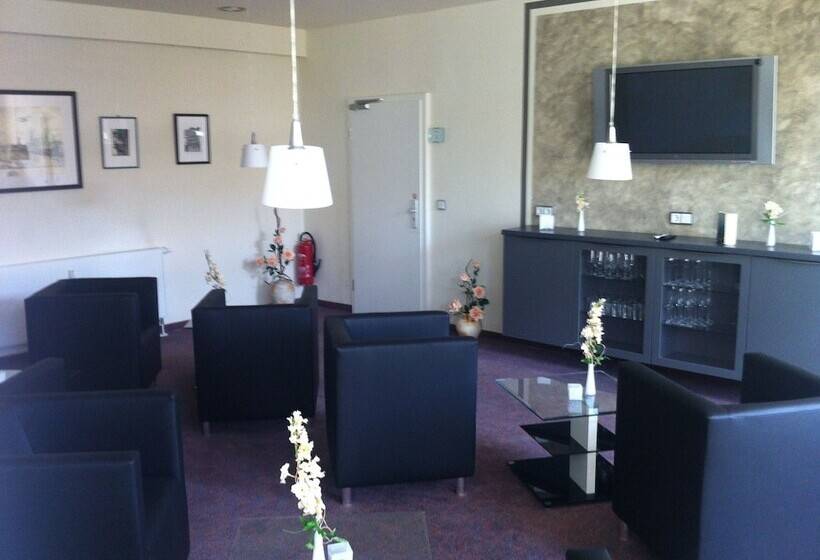 Отель An Der Porzellan Manufaktur Pension