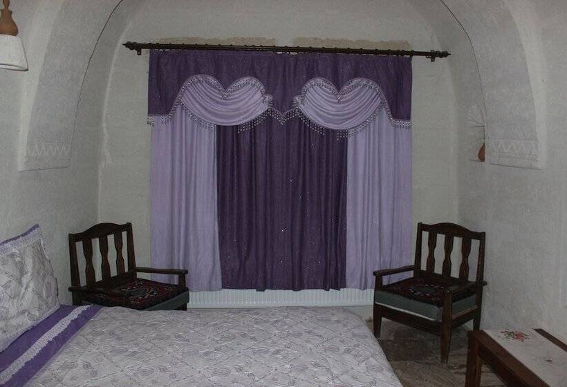 בית מלון כפרי Dilek Tepesi Cave