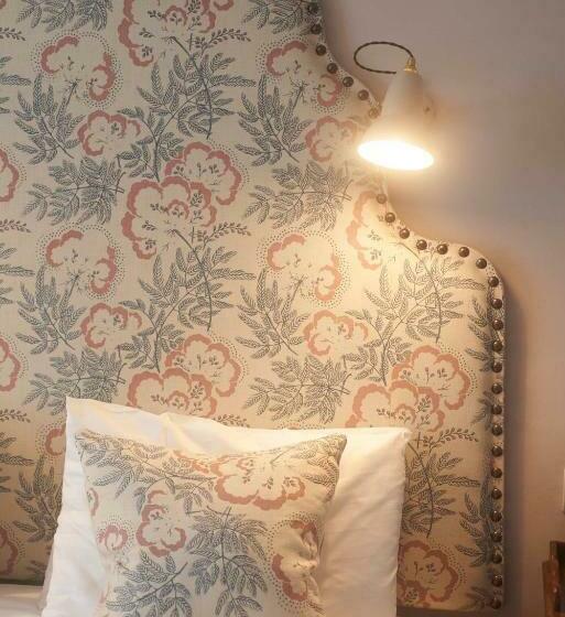 Отель Embankment