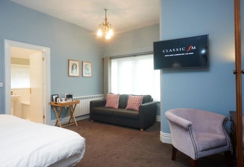 Отель Embankment