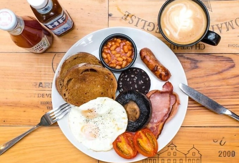 Отель Embankment