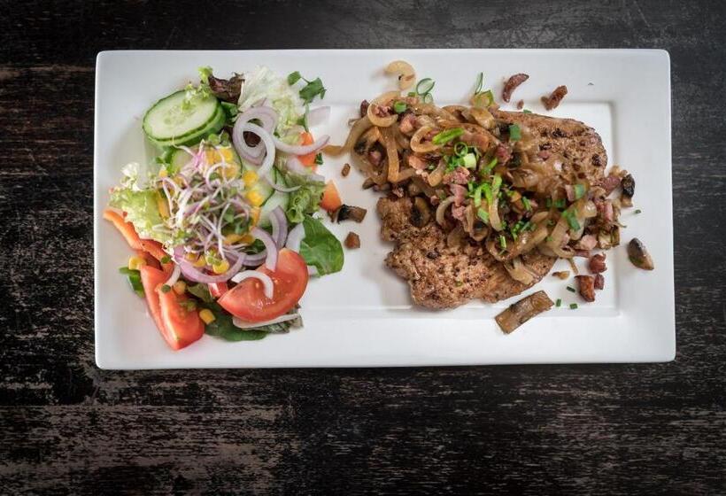 هتل Gasterij De Poort