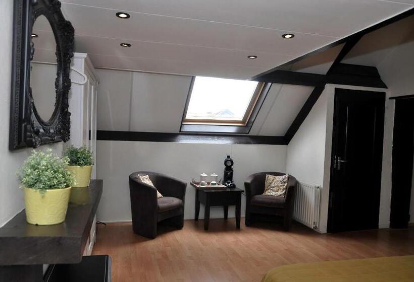 هتل Gasterij De Poort