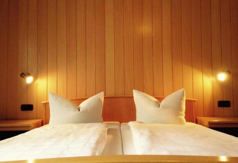 ホテル Gästehaus Hannelore