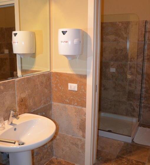 בית מלון כפרי Il Ghetto Farm Holiday