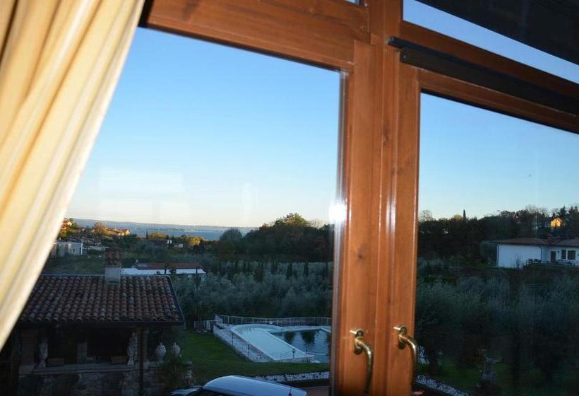 בית מלון כפרי Il Ghetto Farm Holiday