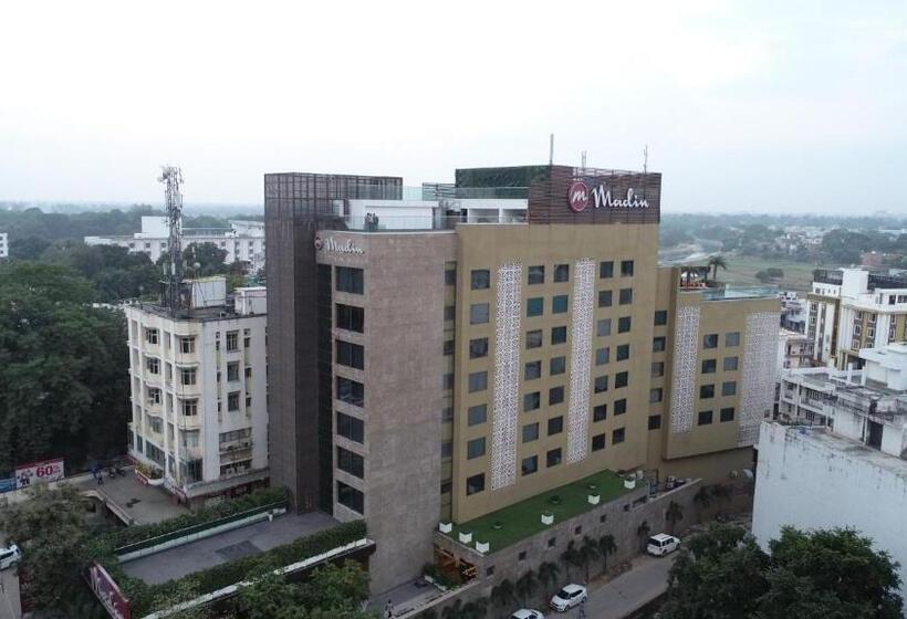 فندق Madin