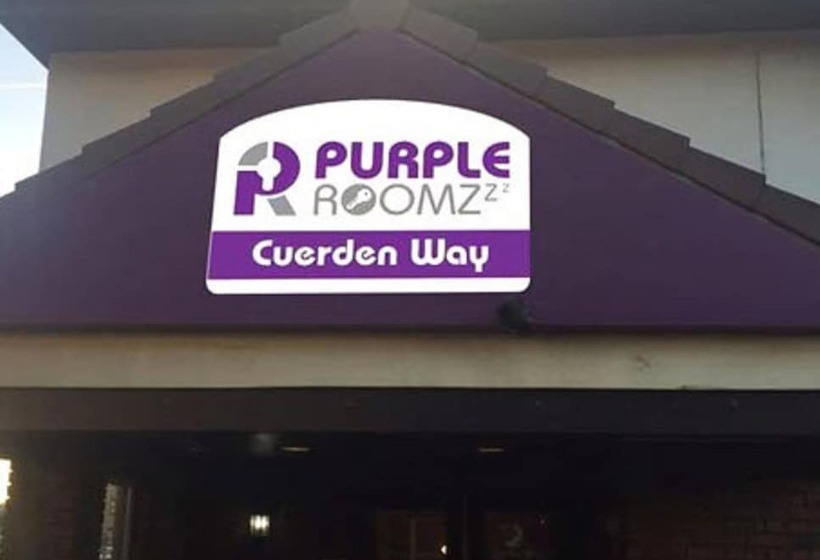 בית מלון כפרי Purple Roomz Preston South