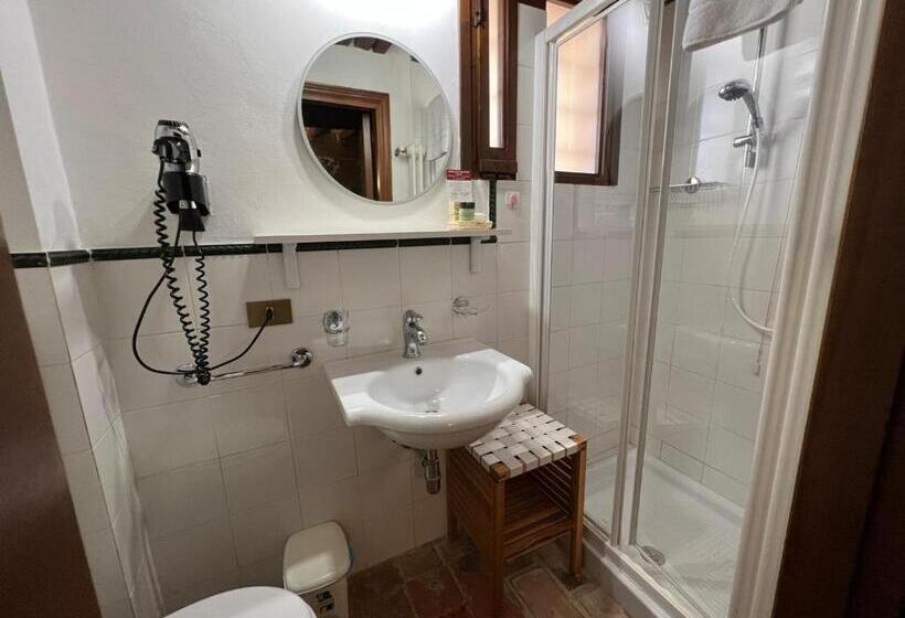 Отель Tenuta Decimo   Villa Dini