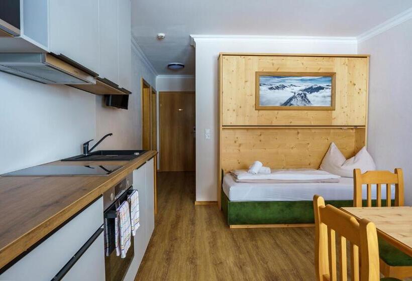 Hubertus Alpine Living