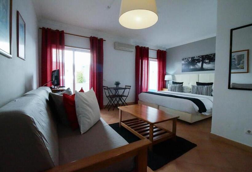 Oasis Beach Apartments