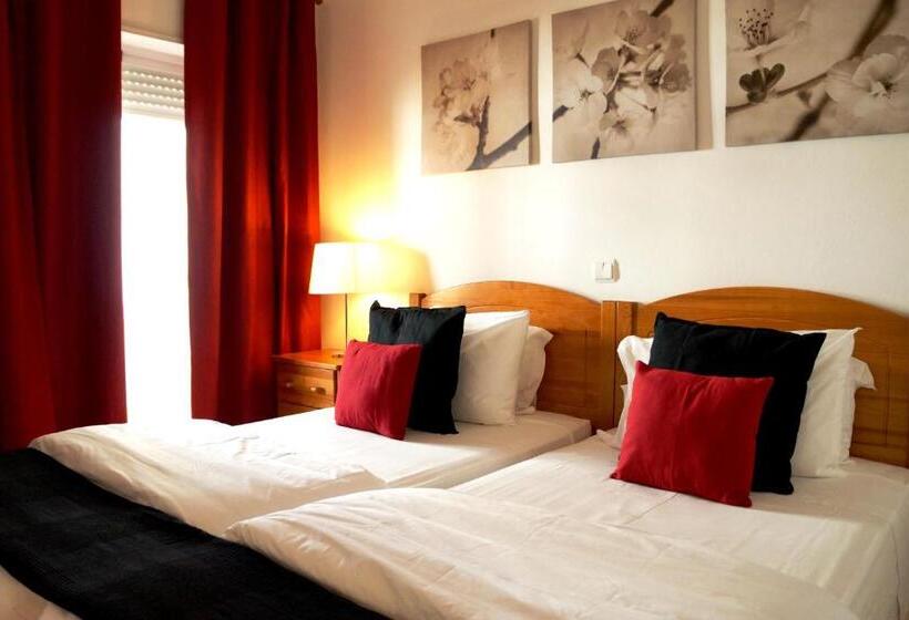 Oasis Beach Apartments