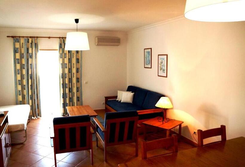 Oasis Beach Apartments