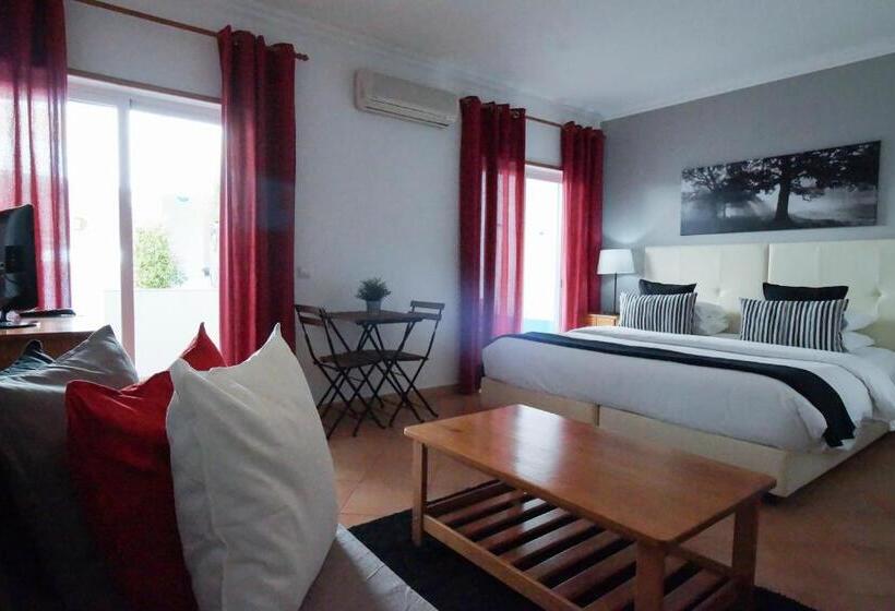 Oasis Beach Apartments