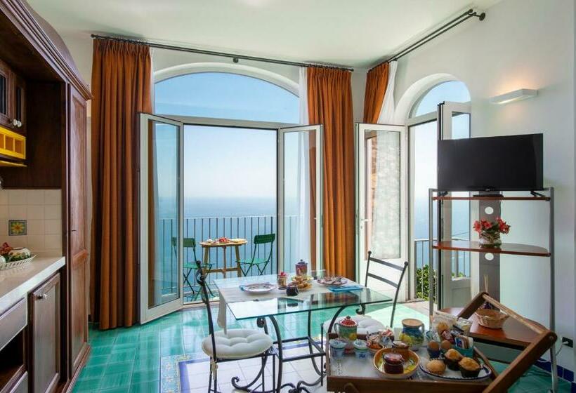 بنسيون Amalfi Residence