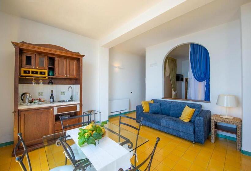 بنسيون Amalfi Residence