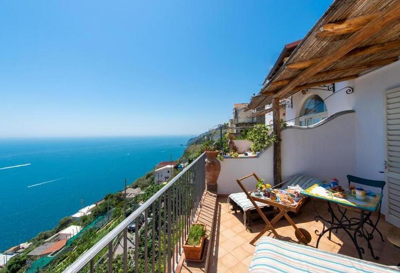 بنسيون Amalfi Residence