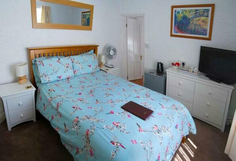 بنسيون Ashleigh Lodge