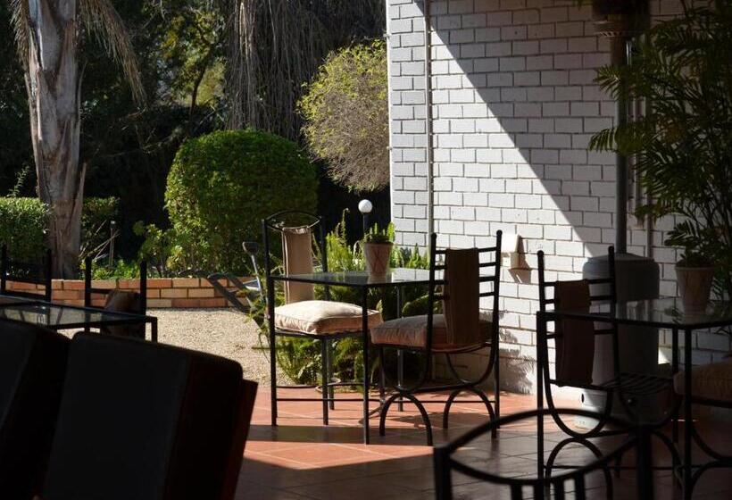 ペンション Beyond Cui Bono