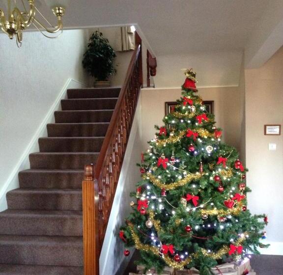 膳宿费 Capernwray House