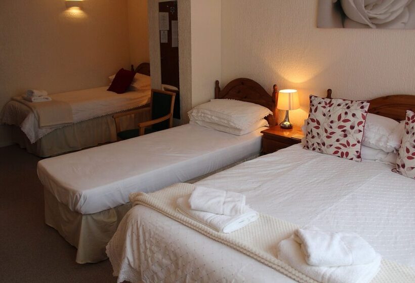 پانسیون Capri Guest House