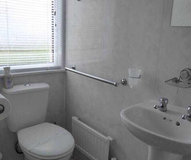 پانسیون Capri Guest House