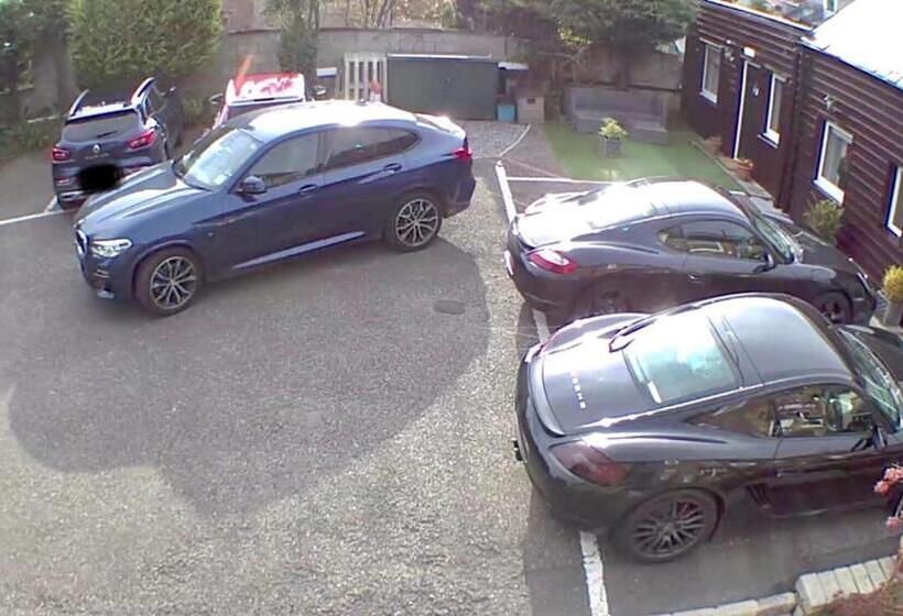 膳宿费 Carisbrooke Guest House