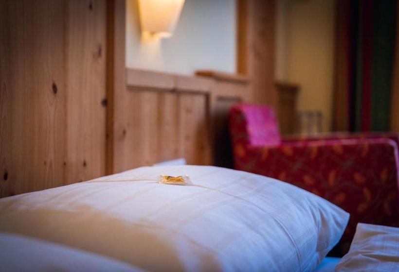 بنسيون Das Martell