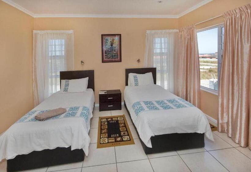 פנסיון Dolphin Dance Lodge