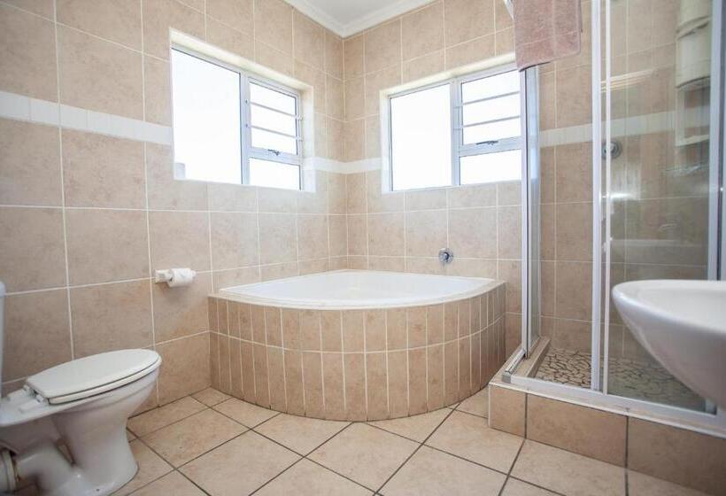 פנסיון Dolphin Dance Lodge