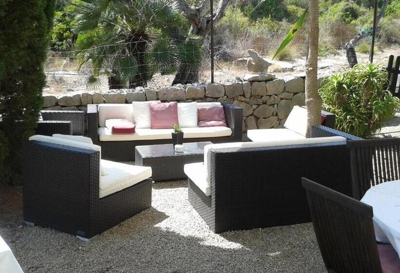 Пансион El Encinar De Arta