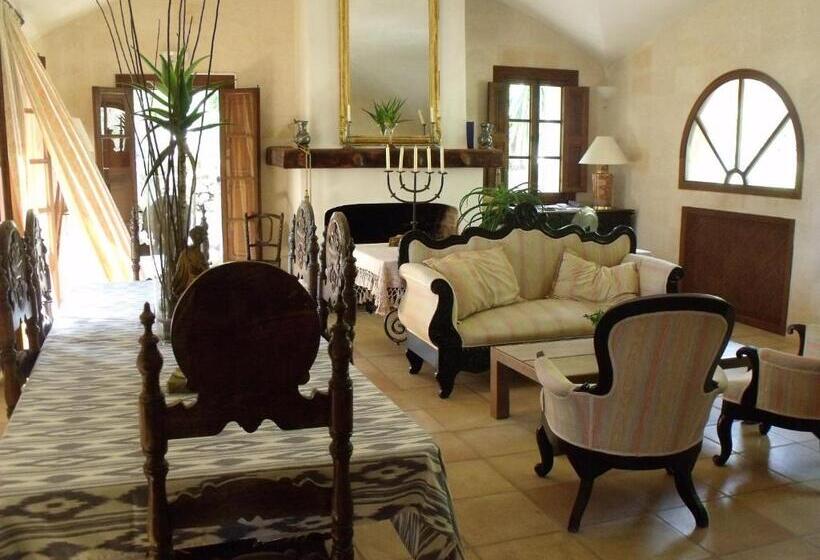 Пансион El Encinar De Arta