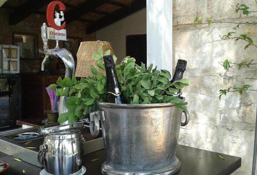 Пансион El Encinar De Arta