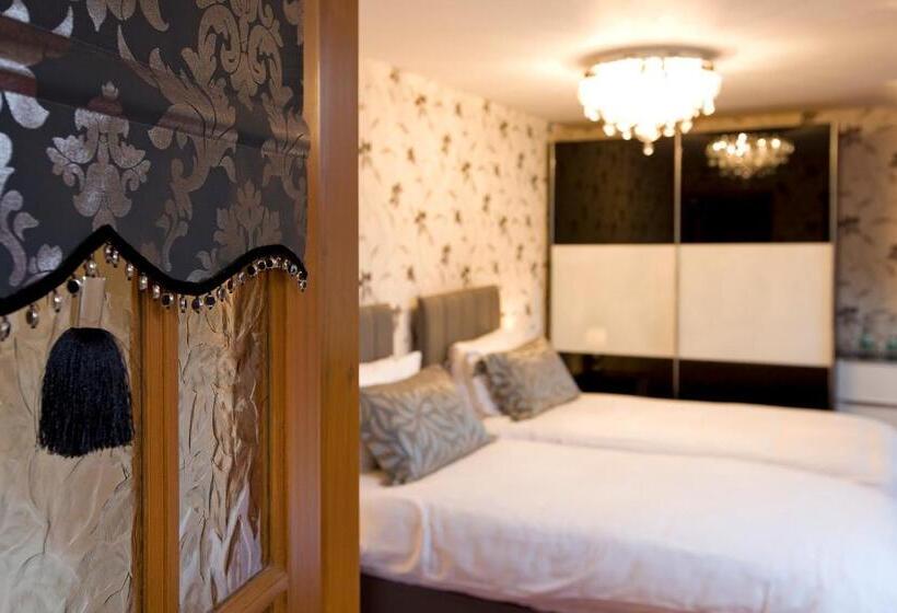 بنسيون Englewood Lodge