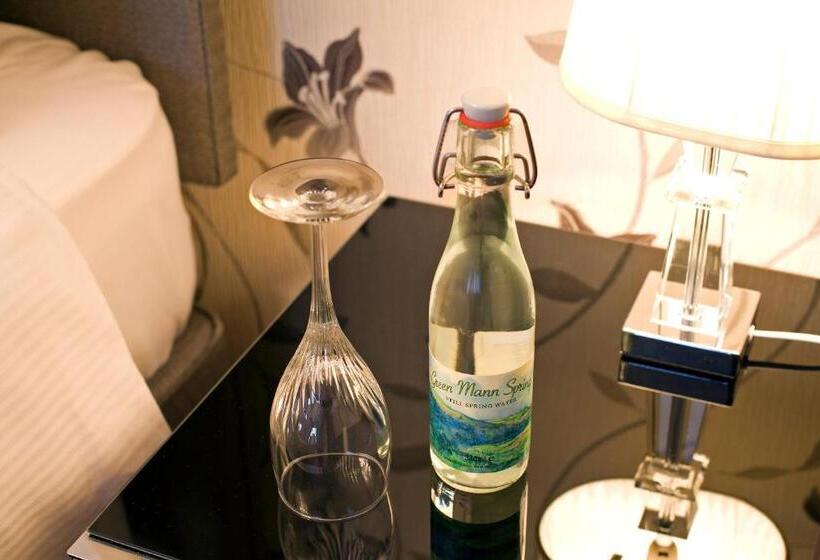 بنسيون Englewood Lodge