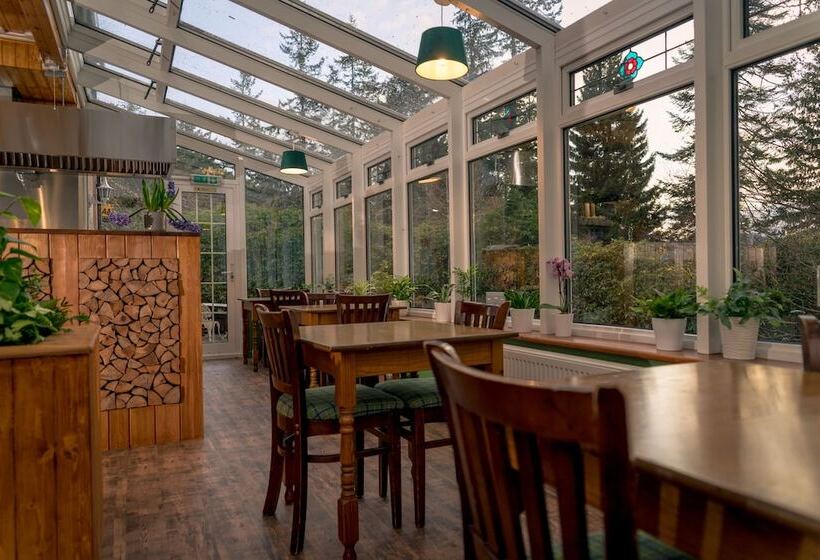 Пансион Foyers Bay Country House