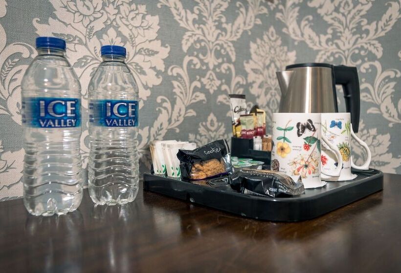 Пансион Foyers Bay Country House