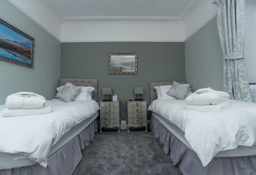 Пансион Foyers Bay Country House