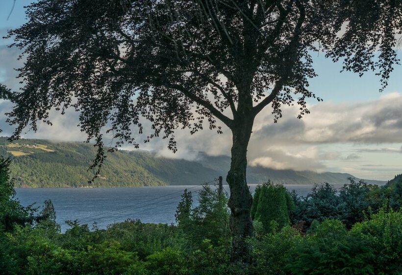 Пансион Foyers Bay Country House