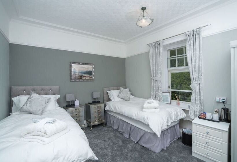 Пансион Foyers Bay Country House